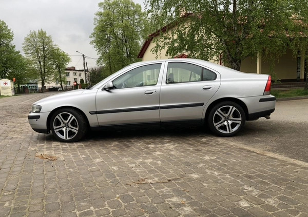 Volvo S60 cena 10800 przebieg: 294000, rok produkcji 2002 z Płońsk małe 301